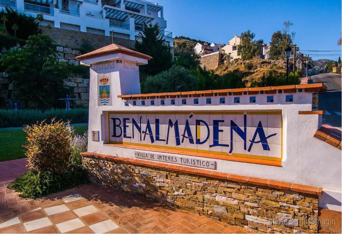 Piso En Alquiler En Benalmadena Costa Lejlighed Eksteriør billede